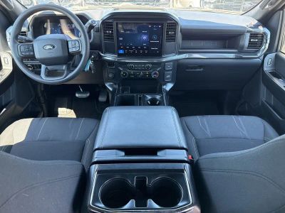 2025 Ford F-150 — photo 11 view