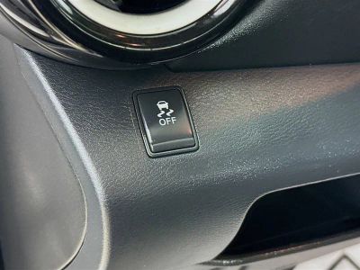 2019 Nissan Kicks — photo 8 view