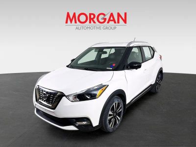 2019 Nissan Kicks — interior view