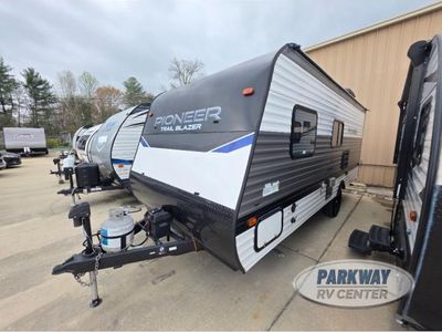 2022 Heartland Pioneer - Photo 8