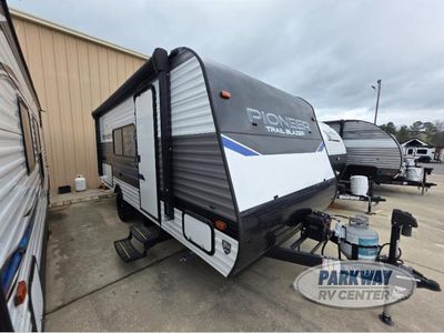2022 Heartland Pioneer - Photo 3