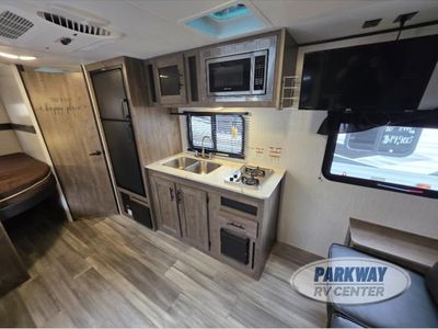 2022 Heartland Pioneer - Photo 12