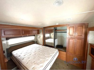 2009 Winnebago Journey - Photo 9