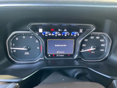 2021 GMC Yukon — photo 10 view