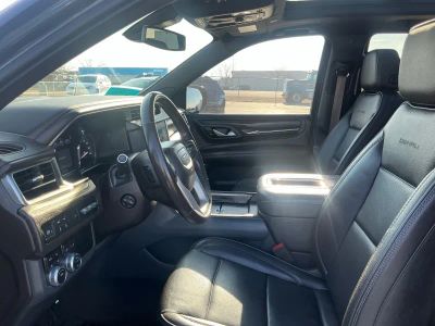 2021 GMC Yukon — photo 9 view