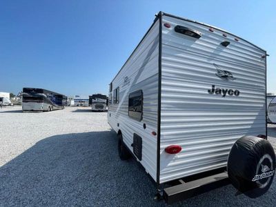 2025 Jayco Jay Flight SLX - Photo 4