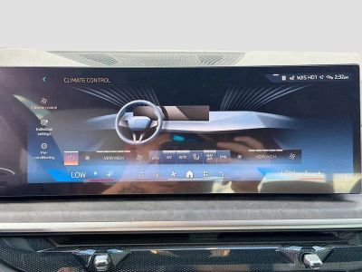 2026 BMW X5 — photo 35 view
