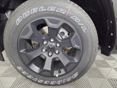 2026 Ram 1500 — photo 8 view