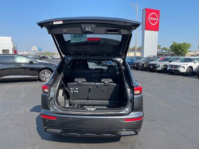 2025 Mitsubishi Outlander Plug-In Hybrid - Photo 6