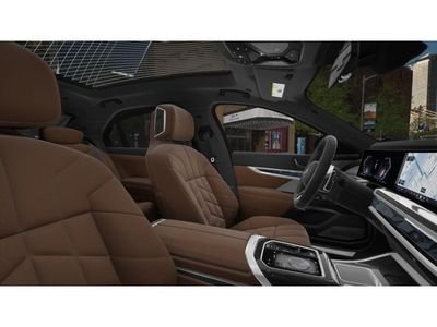 2026 BMW 740i - Photo 9