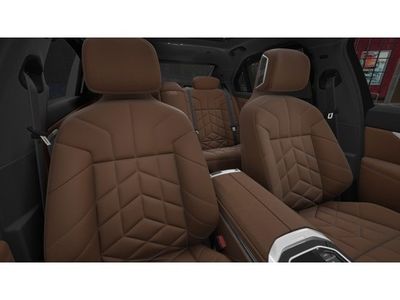 2026 BMW 740i - Photo 11