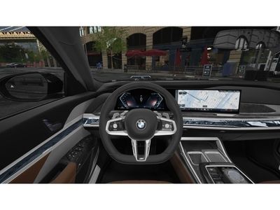 2026 BMW 740i - Photo 13