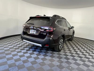 2023 Subaru Outback — detail view