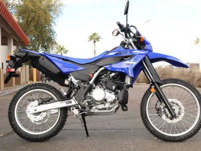 2026 Yamaha WR125R — front three-quarter view