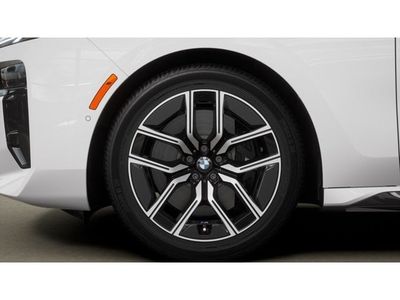 2026 BMW 7 Series — photo 7 view