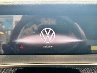 2025 Volkswagen Tiguan — photo 14 view