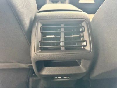 2025 Volkswagen Tiguan — photo 9 view