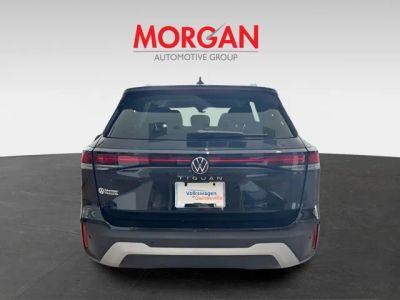 2025 Volkswagen Tiguan — detail view