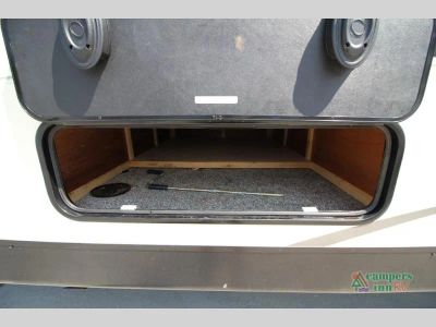 2020 Venture RV SportTrek — photo 25 view