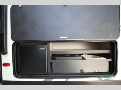 2020 Venture RV SportTrek — photo 20 view