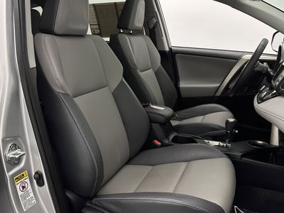 2015 Toyota RAV4 - Photo 34