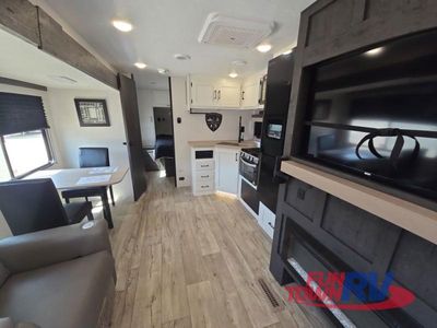 2025 Venture RV Sienna - Photo 6