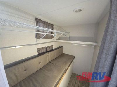 2025 Venture RV Sienna - Photo 37