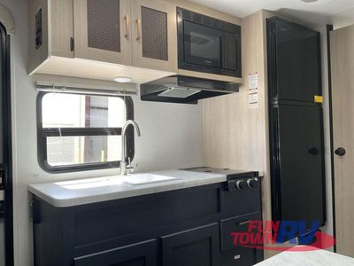 2024 Prime Time RV Avenger LT - Photo 18