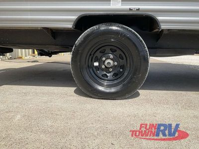 2024 Prime Time RV Avenger LT - Photo 13