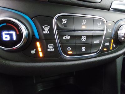 2024 Chevrolet Equinox — photo 17 view