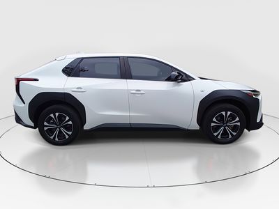 2023 Subaru Solterra - Photo 8
