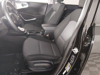 2023 Kia Soul - Photo 19