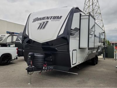 2026 Grand Design Momentum — side profile view