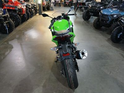2026 Kawasaki Ninja 500 - Photo 3