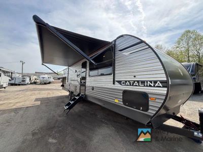 2026 Coachmen RV Catalina Legacy Edition 343BHTS — front three-quarter view