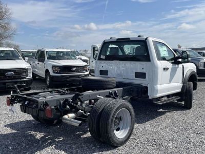 2026 Ford Chassis Cab - Photo 3