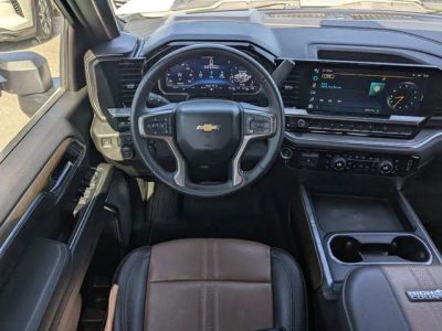 2024 Chevrolet Silverado 2500HD — photo 13 view