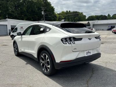 2026 Ford Mustang Mach-E - Photo 5