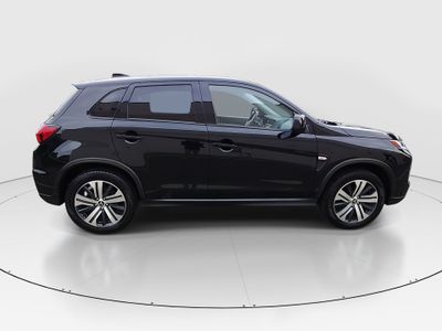 2024 Mitsubishi Outlander Sport — photo 8 view