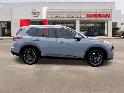 2026 Nissan Rogue - Photo 2