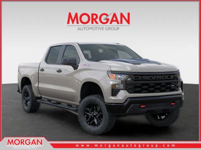 2026 Chevrolet Silverado 1500 Custom Trail Boss in White Sands — front three-quarter view