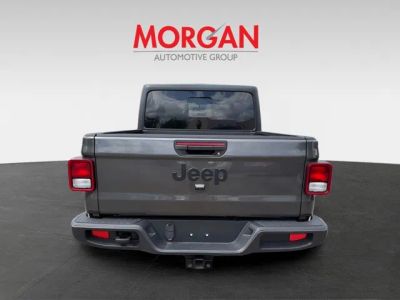 2023 Jeep Gladiator — detail view