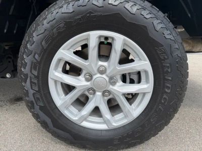 2023 Jeep Gladiator — photo 32 view