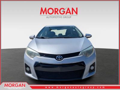 2015 Toyota Corolla — photo 8 view