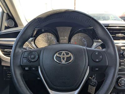 2015 Toyota Corolla — photo 21 view