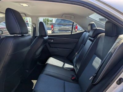 2015 Toyota Corolla — photo 12 view