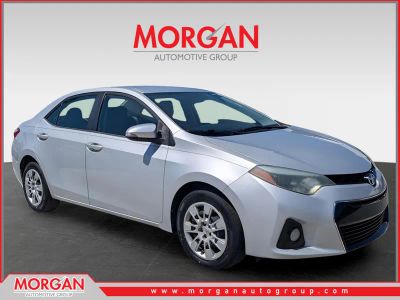 2015 Toyota Corolla S in Silver — front three-quarter view