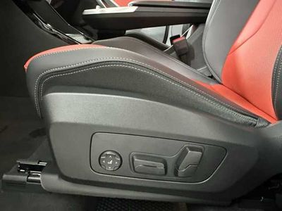 2025 BMW X1 xDrive28i - Photo 12