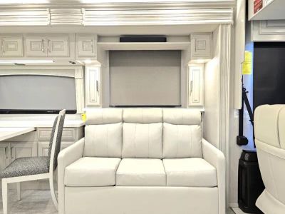 2026 Fleetwood DISCOVERY LXE - Photo 21