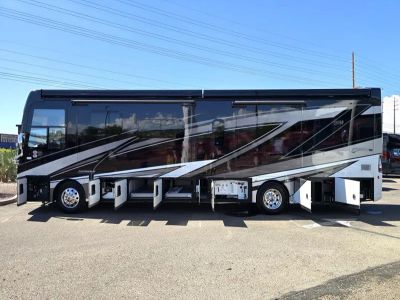 2026 Fleetwood DISCOVERY LXE - Photo 36